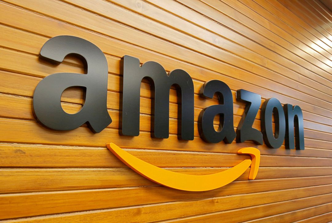 El logo de Amazon El logo de Amazon