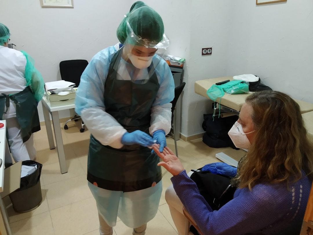 El Gobierno y las comunidades adoptarán medidas coordinadas de salud pública en brotes que afecten a varias regiones El Gobierno y las comunidades adoptarán medidas coordinadas de salud pública en brotes que afecten a varias regiones