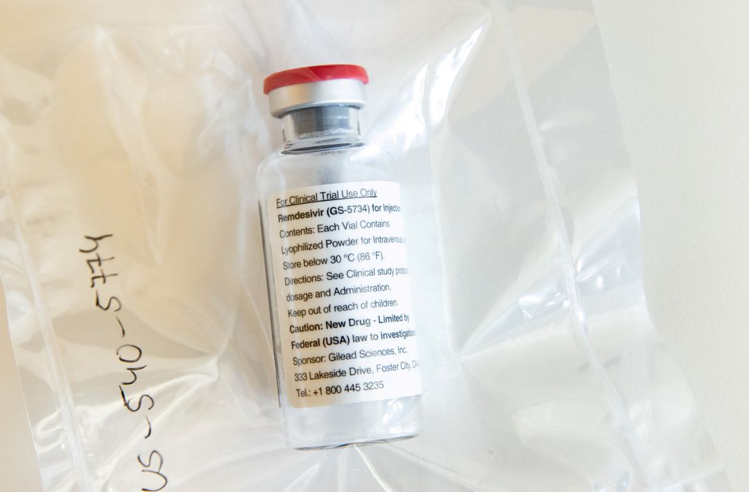 El medicamento de remdesivir. El medicamento de remdesivir.