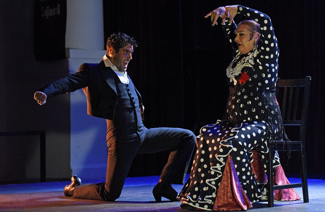 Alberto Sellés, junto a Milagros Mengíbar, en "Once" Alberto Sellés, junto a Milagros Mengíbar, en "Once"