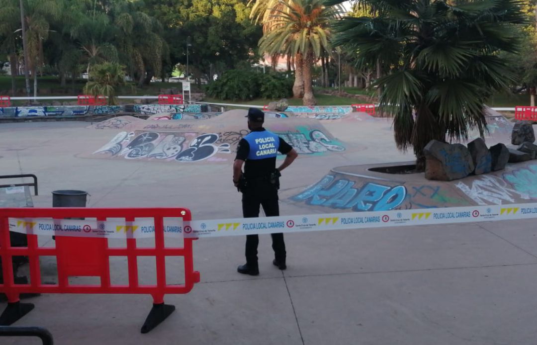 Santa Cruz de Tenerife cierra los parques a las 19:00 horas Santa Cruz de Tenerife cierra los parques a las 19:00 horas
