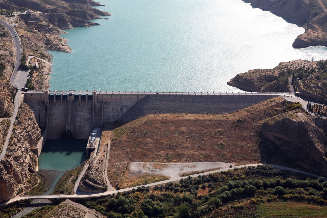 Presa del pantano del Negratín (Granada) Presa del pantano del Negratín (Granada)