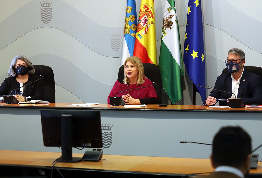 La alcaldesa de Jerez, Mamen Sánchez, este viernes en rueda de prensa La alcaldesa de Jerez, Mamen Sánchez, este viernes en rueda de prensa