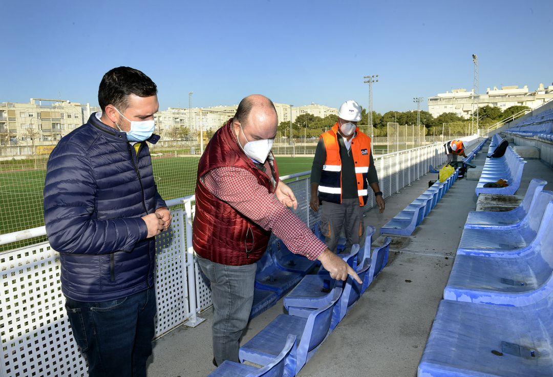Jesús Alba duurante su visita al campo de La Granja Jesús Alba duurante su visita al campo de La Granja