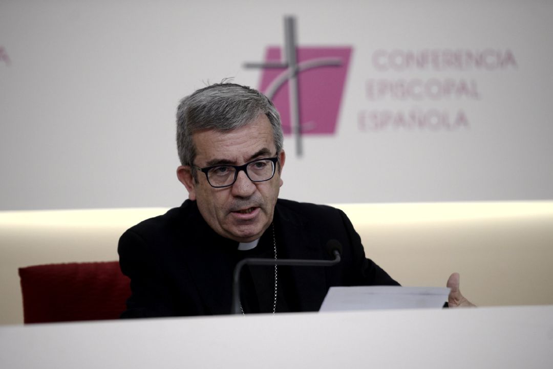 El secretario general de la Conferencia Episcopal Española (CEE) y obispo auxiliar de Valladolid, Luis Javier Argüello García. El secretario general de la Conferencia Episcopal Española (CEE) y obispo auxiliar de Valladolid, Luis Javier Argüello García.