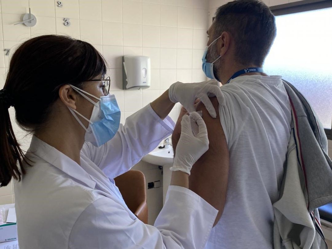 Campaña de vacunación contra la gripe en Castilla-La Mancha. Campaña de vacunación contra la gripe en Castilla-La Mancha.