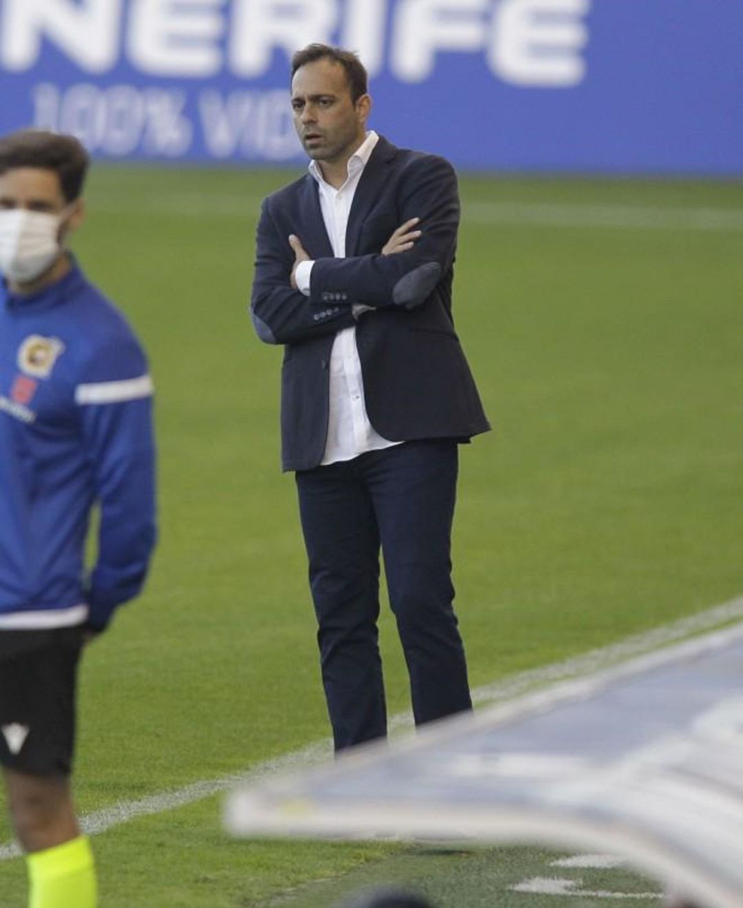 La derrota ante el Logroñés le ha costado el puesto al técnico almeriense La derrota ante el Logroñés le ha costado el puesto al técnico almeriense
