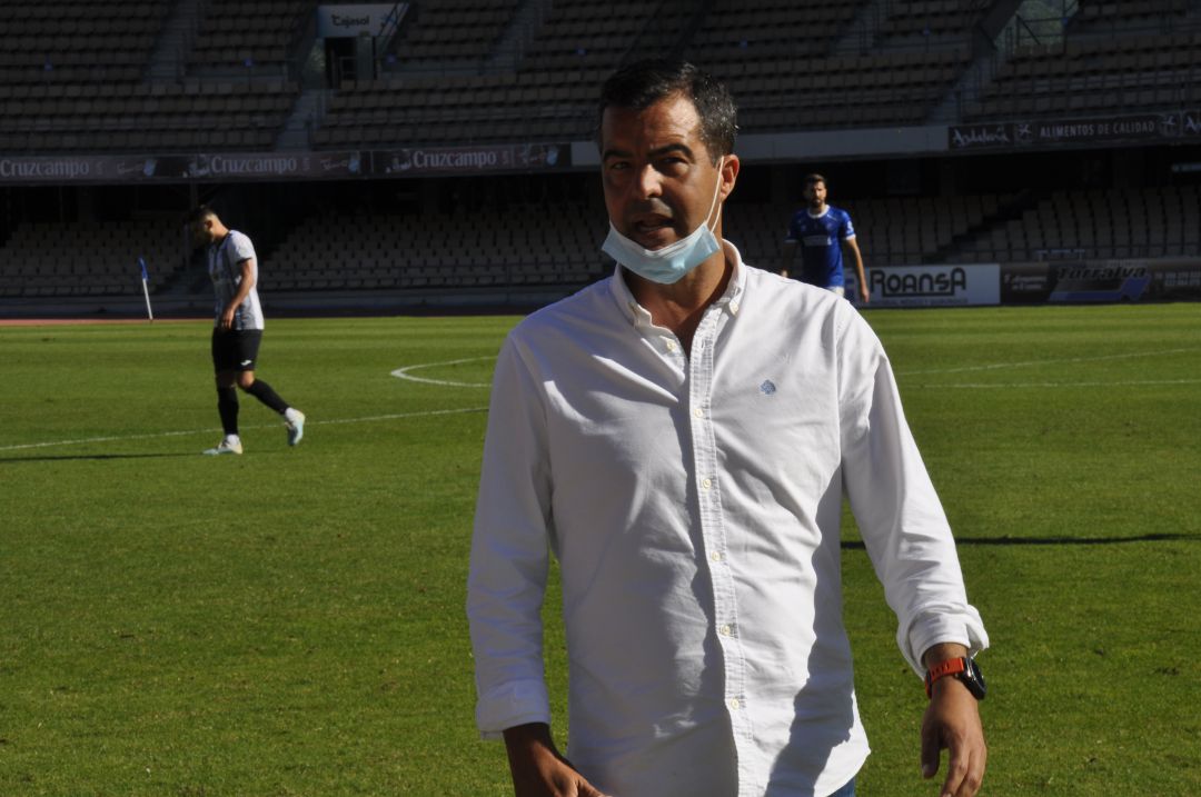 José Pérez Herrera durante el partido en Chapín José Pérez Herrera durante el partido en Chapín