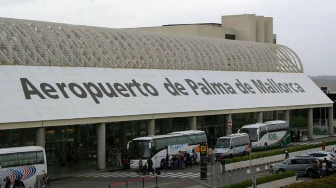 Aeropuerto de Palma. Aeropuerto de Palma.