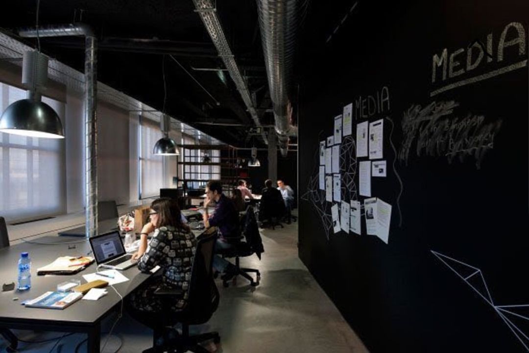 Oficinas de Wayra España, hub de innovación que forma parte de la asociación valenciana de start-ups. Oficinas de Wayra España, hub de innovación que forma parte de la asociación valenciana de start-ups.