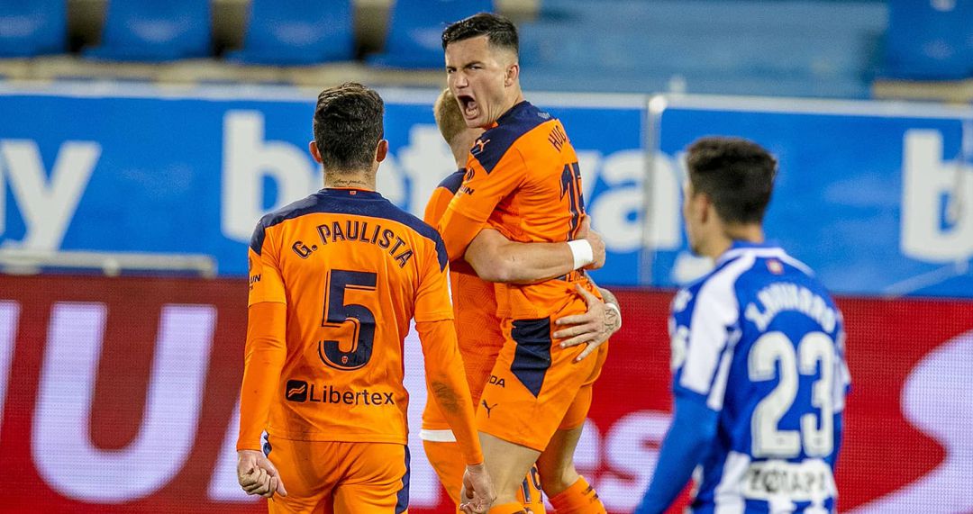 El Valencia celebra el empate a 2. El Valencia celebra el empate a 2.