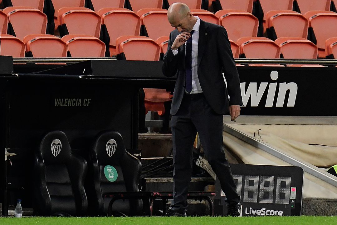 Zidane, en el último partido frente al Valencia en Mestalla Zidane, en el último partido frente al Valencia en Mestalla
