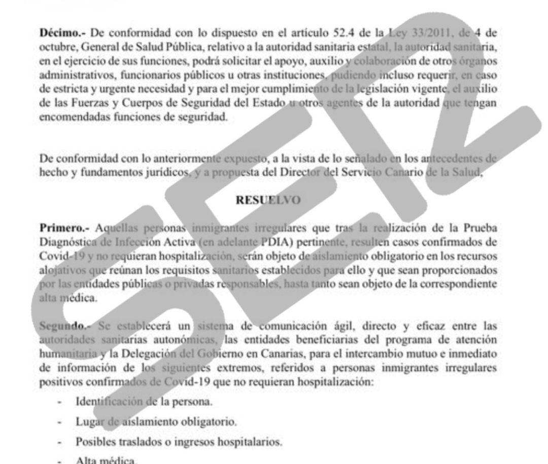 Sanidad obligará a migrantes con COVID llegados a Canarias a hacer cuarentena: hay 35 en paradero desconocido Sanidad obligará a migrantes con COVID llegados a Canarias a hacer cuarentena: hay 35 en paradero desconocido
