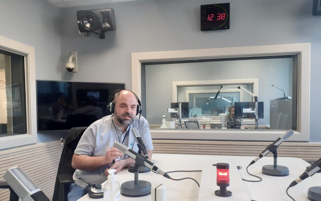 El psiquiatra, Iñaki Zorrilla, en un momento de la entrevista en el programa Hoy por Hoy Bilbao El psiquiatra, Iñaki Zorrilla, en un momento de la entrevista en el programa Hoy por Hoy Bilbao