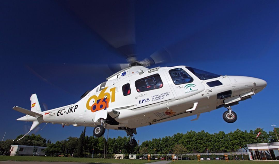 Un helicóptero del 061 Un helicóptero del 061