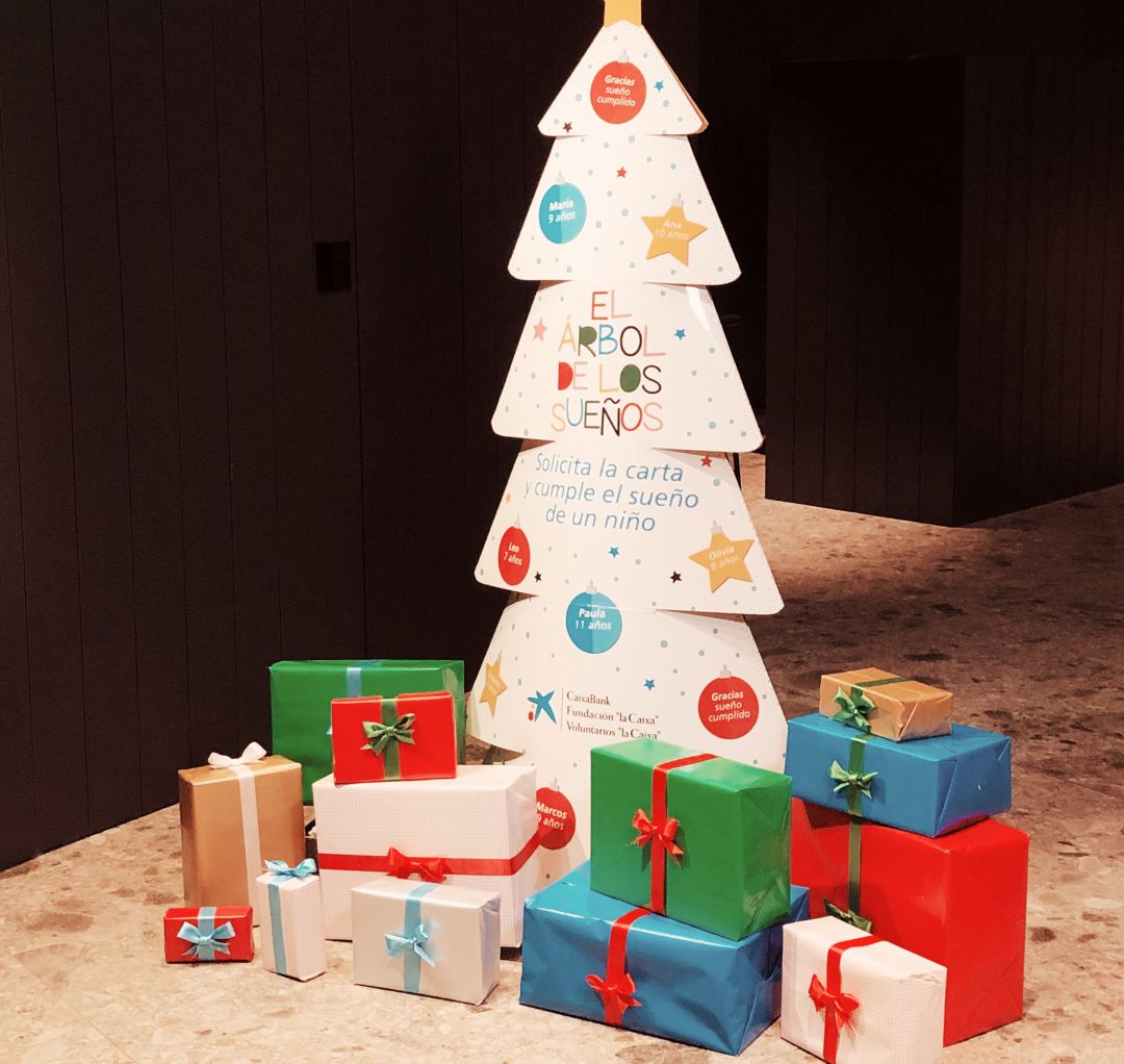 CaixaBank se moviliza para que 761 niños vascos en situación de pobreza tengan el regalo de Navidad que desean CaixaBank se moviliza para que 761 niños vascos en situación de pobreza tengan el regalo de Navidad que desean