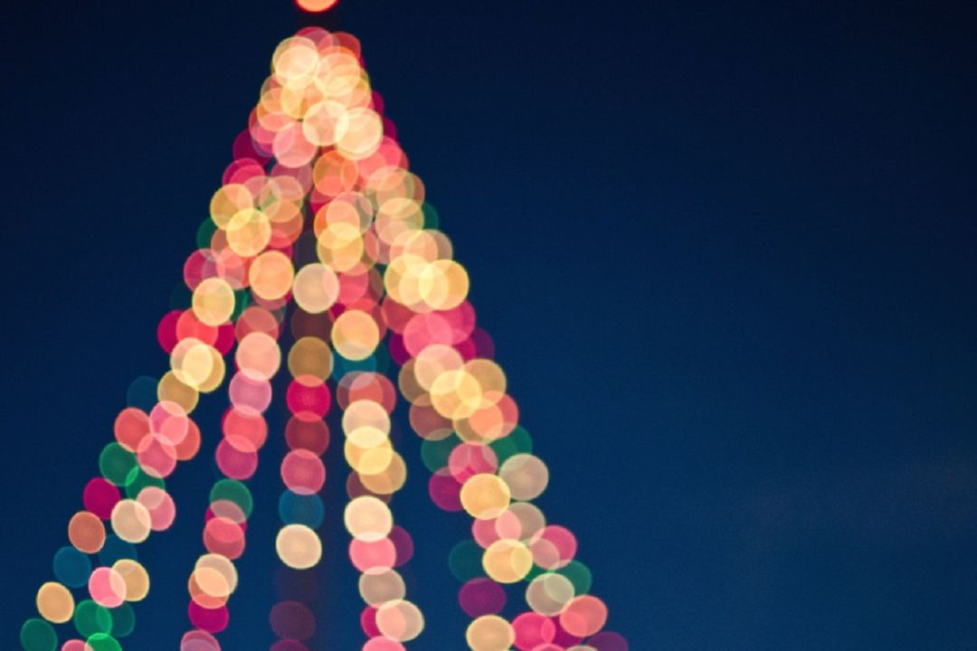 El ejecutivo hace un llamamiento a evitar las "reuniones y fiestas con compañeros de trabajo" que habitualmente se organizan antes de las Navidades y que este año "se recomienda no celebrar", El ejecutivo hace un llamamiento a evitar las "reuniones y fiestas con compañeros de trabajo" que habitualmente se organizan antes de las Navidades y que este año "se recomienda no celebrar",