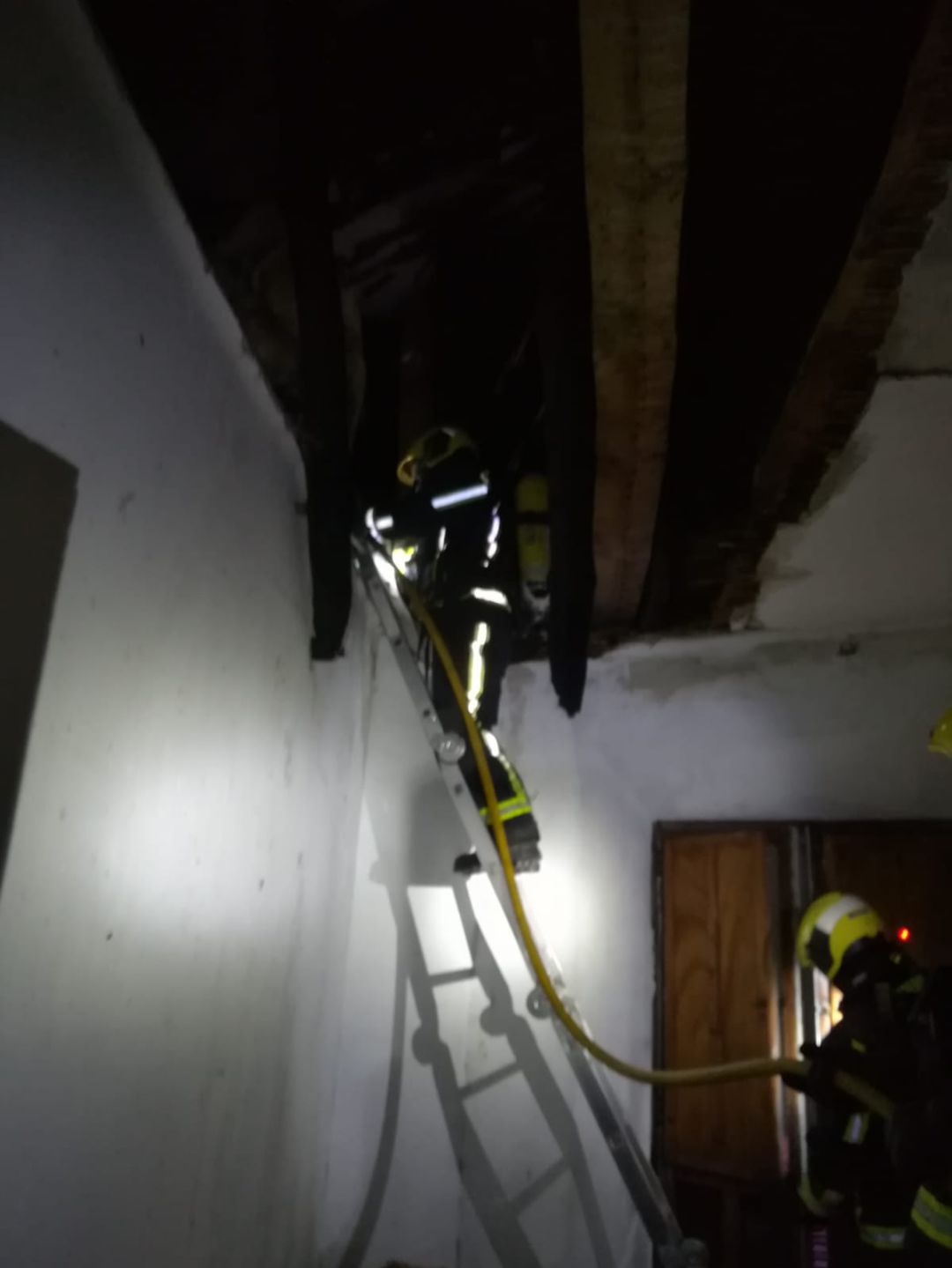 Incendio en una vivienda de Iniesta Incendio en una vivienda de Iniesta