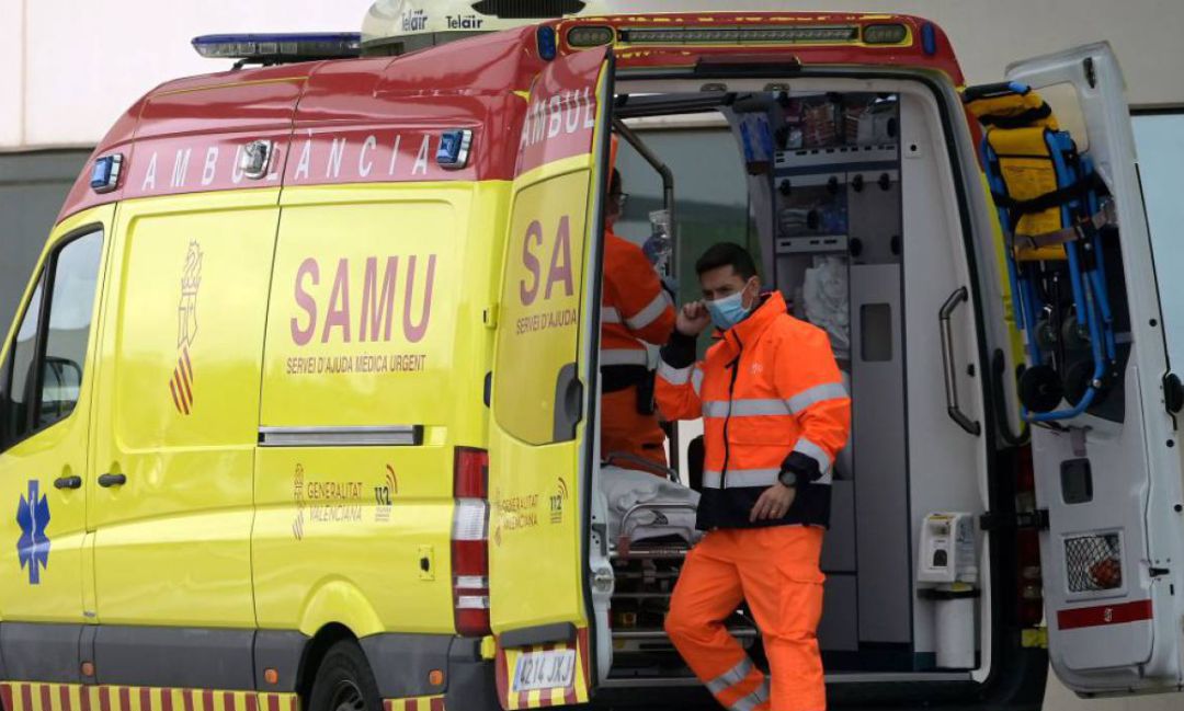 Imagen de archivo de una de las ambulancias del SAMU Imagen de archivo de una de las ambulancias del SAMU