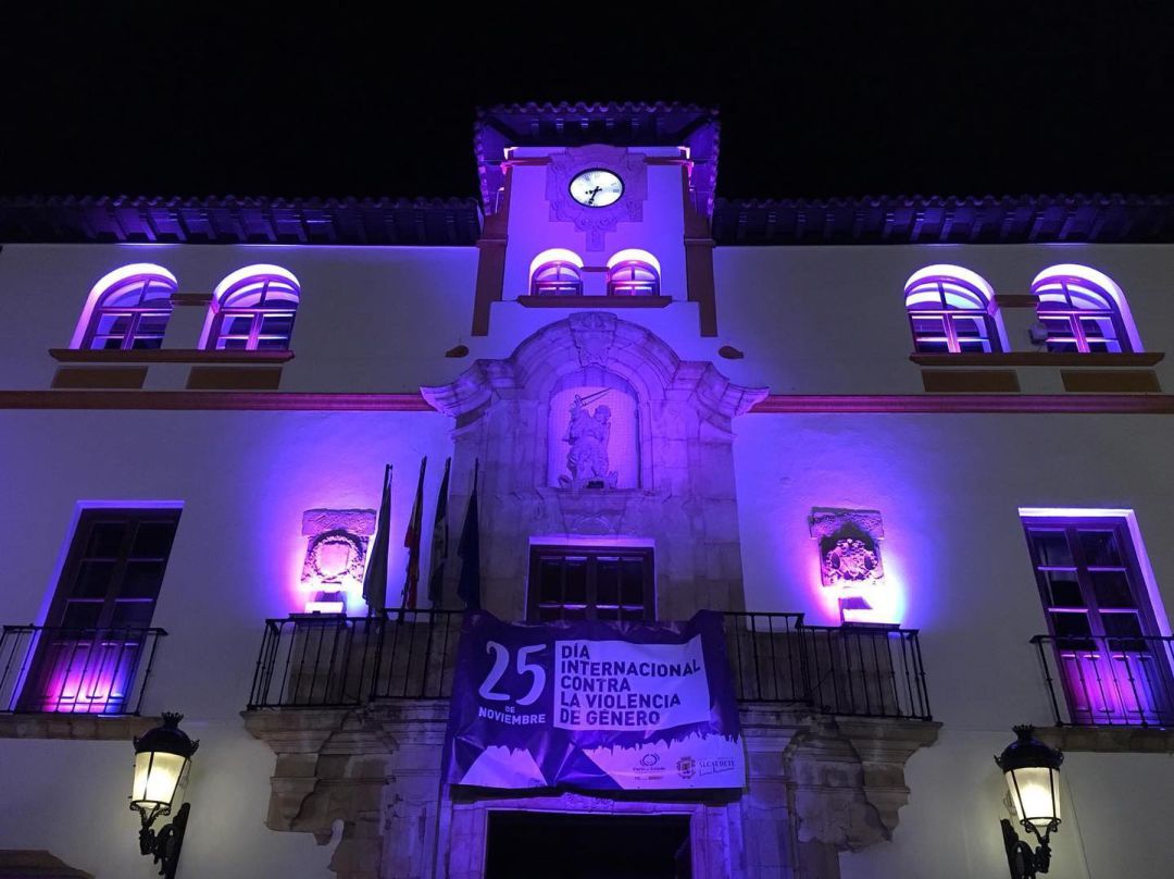 Alcaudete contra la violencia hacia las mujeres Alcaudete contra la violencia hacia las mujeres