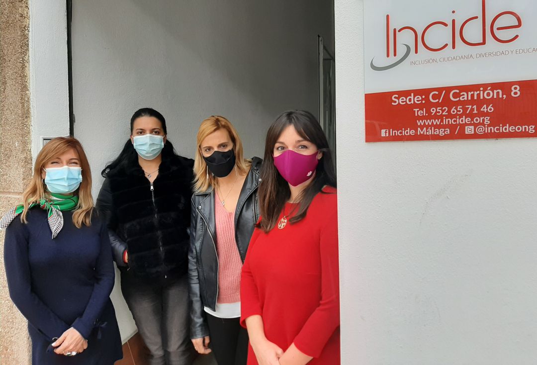 Trabajadoras y voluntarias de la ONG Incide Trabajadoras y voluntarias de la ONG Incide