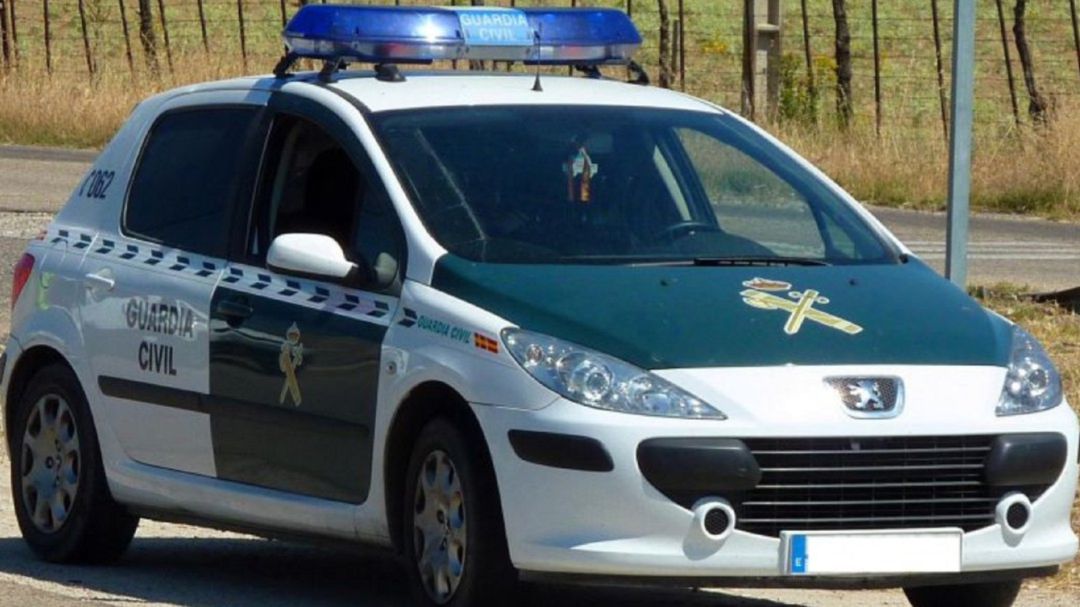 Un vehículo de Guardia Civil. Un vehículo de Guardia Civil.