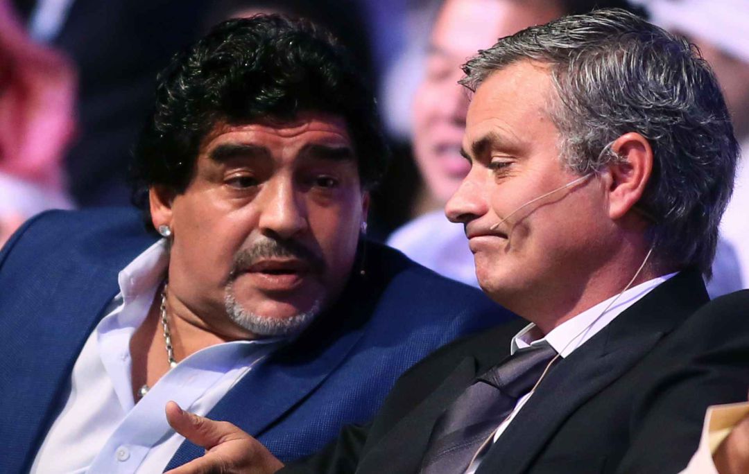 Maradona y Mourinho, en una imagen de 2012. Maradona y Mourinho, en una imagen de 2012.