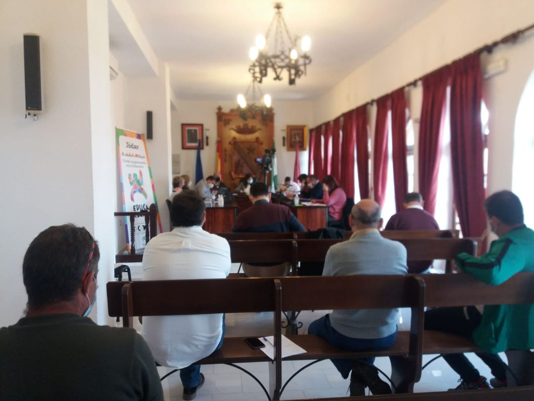Momento de la celebración del Pleno, se guardaron todas las medidas de seguridad Momento de la celebración del Pleno, se guardaron todas las medidas de seguridad