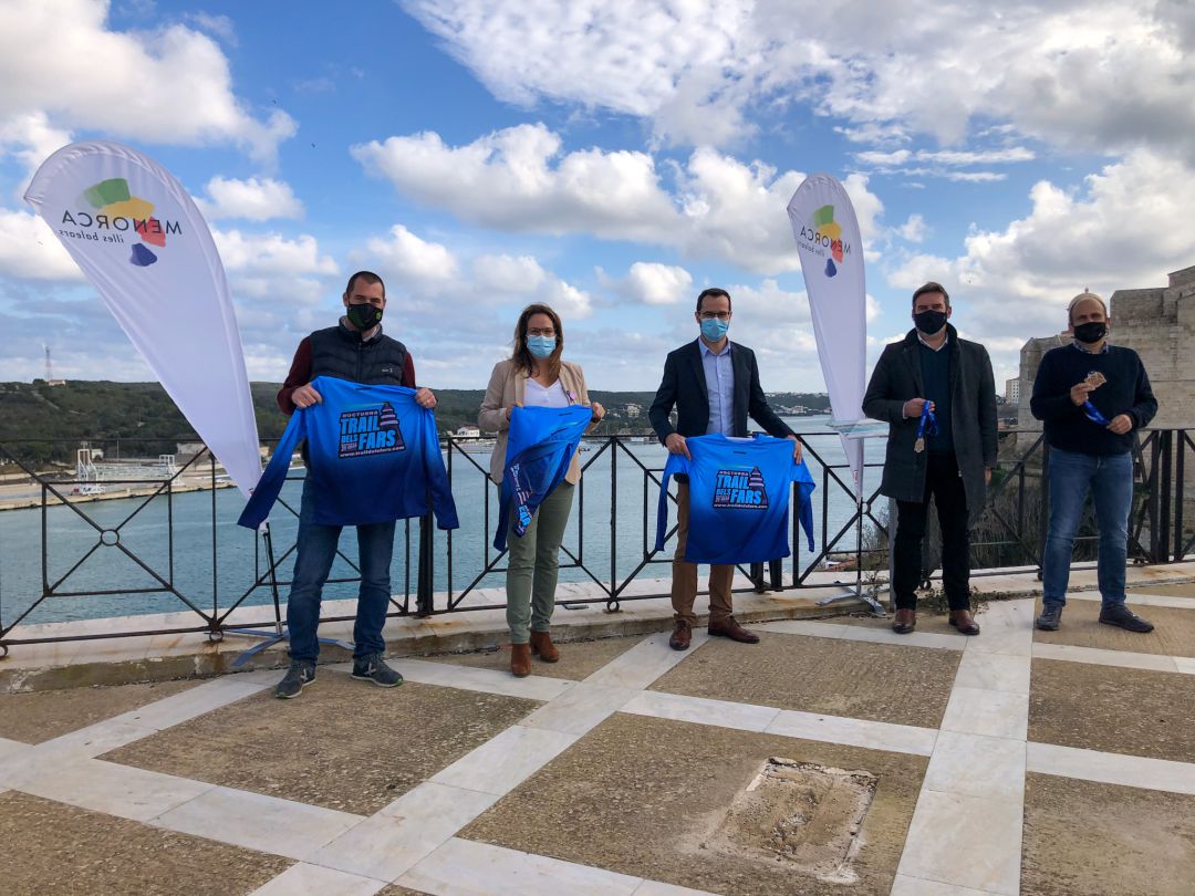La presentació de la prova es va fer a la zona d'arribada des d'on les imatges del port son espectaculars. La presentació de la prova es va fer a la zona d'arribada des d'on les imatges del port son espectaculars.