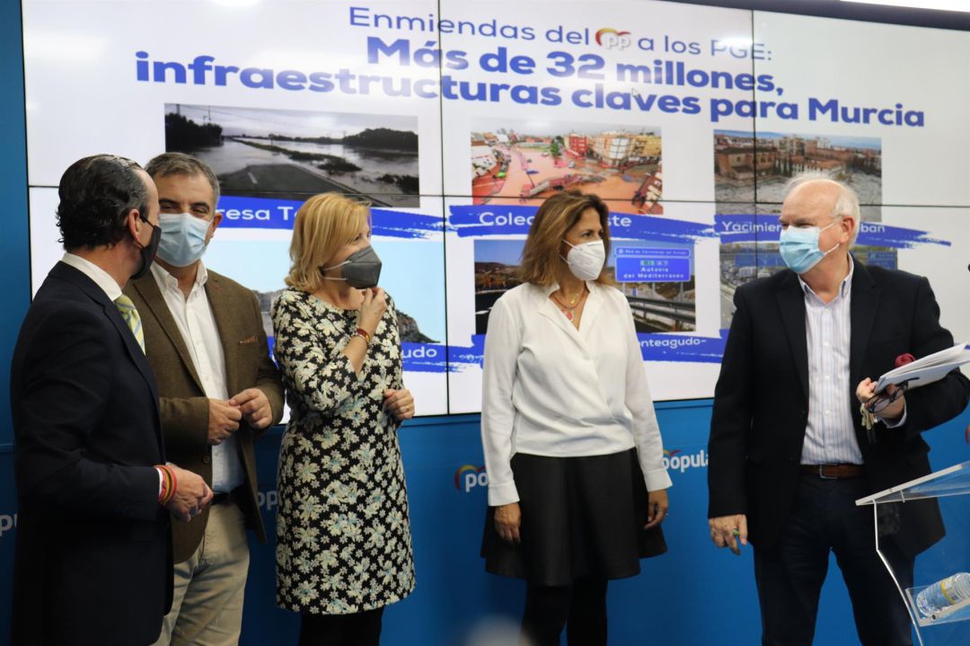El PP pide a los diputados murcianos que planten cara a Sánchez y apuesten por el aumento de 32 millones de euros para inversiones estratégicas para la ciudad de Murcia El PP pide a los diputados murcianos que planten cara a Sánchez y apuesten por el aumento de 32 millones de euros para inversiones estratégicas para la ciudad de Murcia