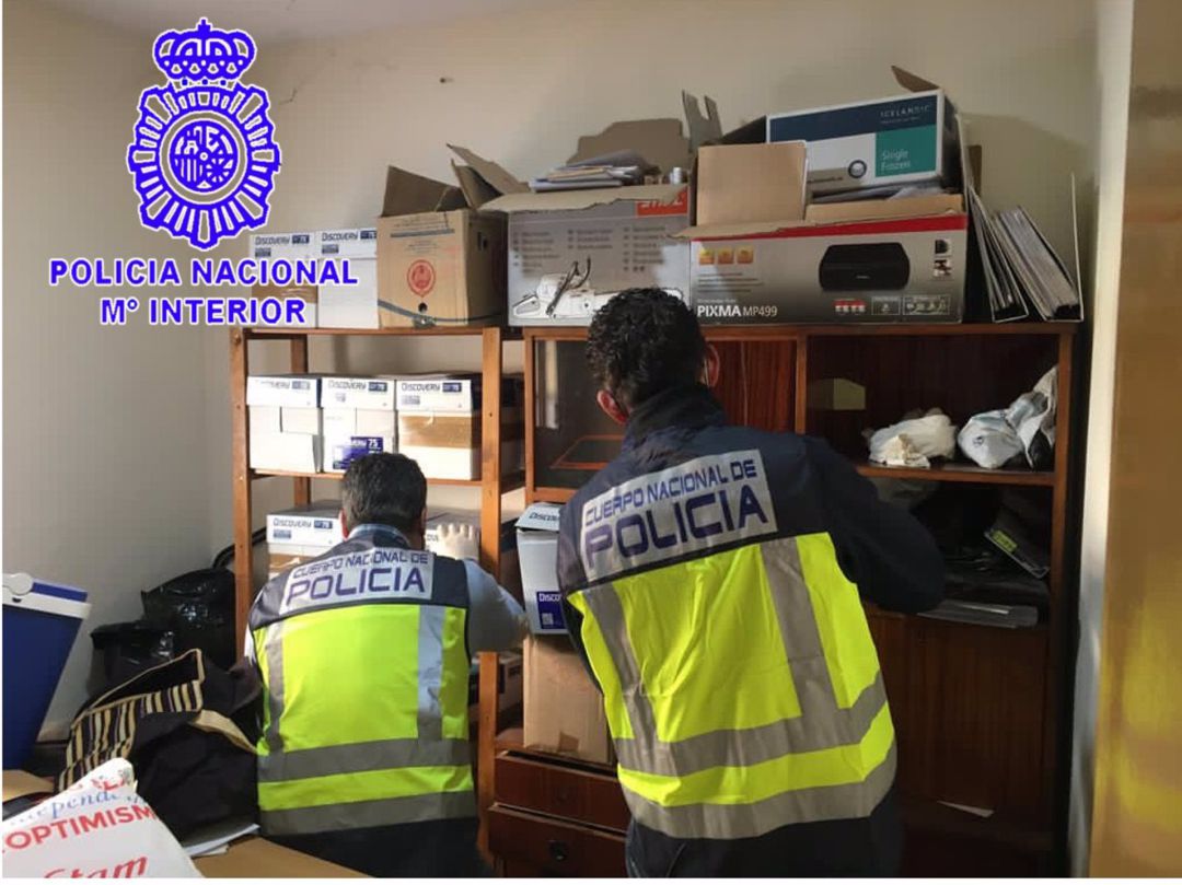 La operación se ha saldado con cinco detenciones La operación se ha saldado con cinco detenciones