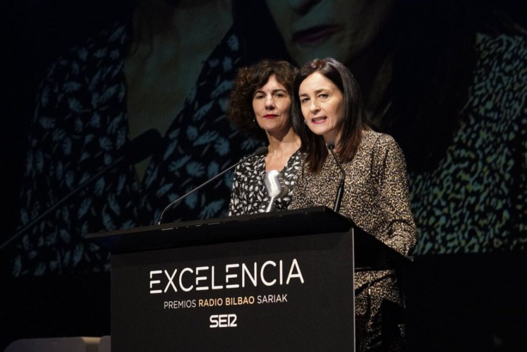 La Viceconsejera de Política Lingüística, Miren Dobaran, durante la entrega de los Premios Radio Bilbao a la Excelencia en 2019 La Viceconsejera de Política Lingüística, Miren Dobaran, durante la entrega de los Premios Radio Bilbao a la Excelencia en 2019