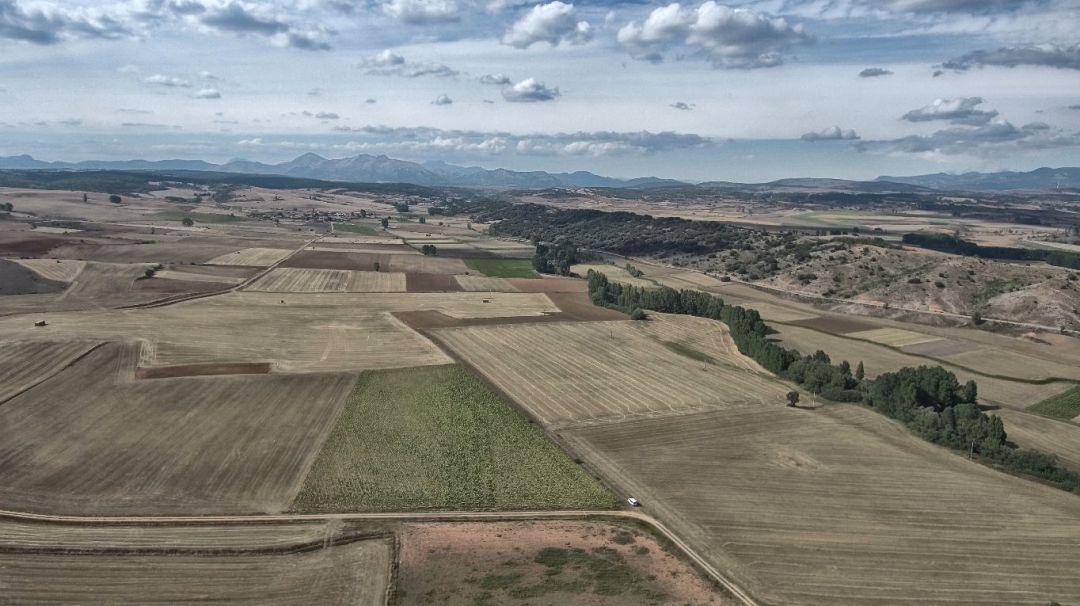Imagen aérea cedida por el grupo de arqueología en la que se ve una de las zonas donde han realizado los trabajos en Castilla y León Imagen aérea cedida por el grupo de arqueología en la que se ve una de las zonas donde han realizado los trabajos en Castilla y León