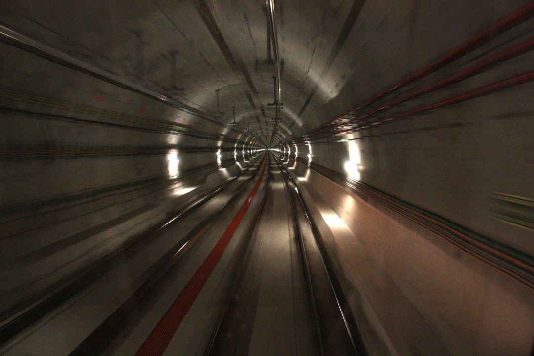 Túnel de la Línia 9 Sud del metro Túnel de la Línia 9 Sud del metro