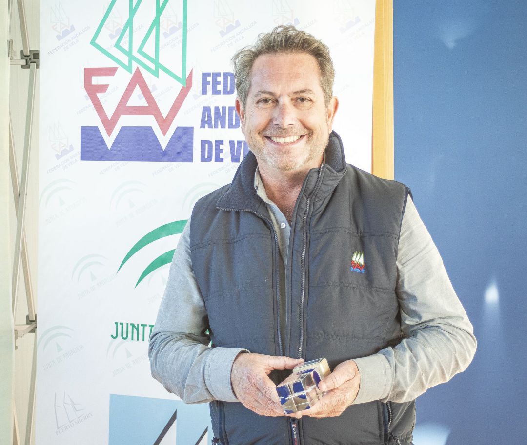 Paco Coro seguirá al frente de la Federación Andaluza de Vela Paco Coro seguirá al frente de la Federación Andaluza de Vela