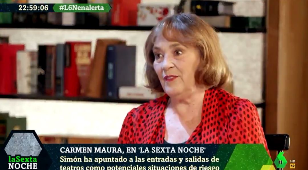 La actriz Carmen Maura carga contra Fernando Simón por sus declaraciones sobre el teatro. La actriz Carmen Maura carga contra Fernando Simón por sus declaraciones sobre el teatro.