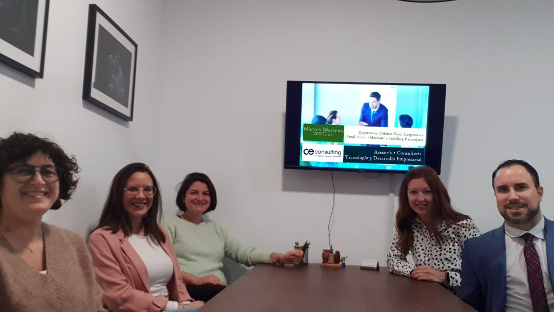 Nuevas consultas de los clientes en Nieves Moreno Abogados y Ce Consulting Nuevas consultas de los clientes en Nieves Moreno Abogados y Ce Consulting