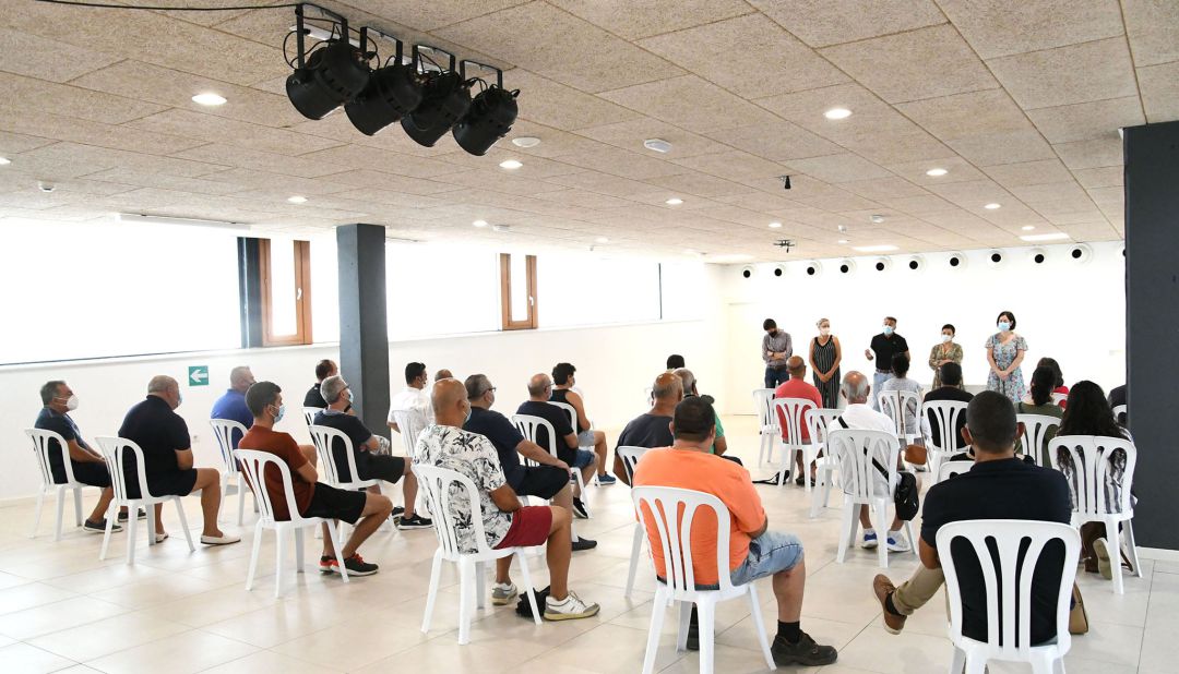 Trabajadores del primer plan de empleo social de 2020 de Xàbia. Trabajadores del primer plan de empleo social de 2020 de Xàbia.