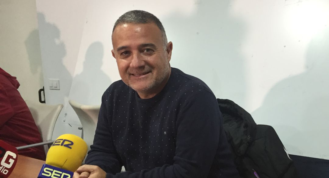 Jaime Pérez en la rueda de prensa que ha anunciado su dimisión. Jaime Pérez en la rueda de prensa que ha anunciado su dimisión.