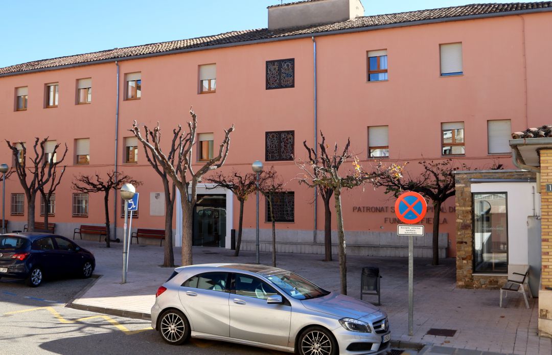 El Departament de Salut acordava dissabte intervenir la residència de gent gran de la fundació Filella-Sant Hospital de Tremp. El Departament de Salut acordava dissabte intervenir la residència de gent gran de la fundació Filella-Sant Hospital de Tremp.