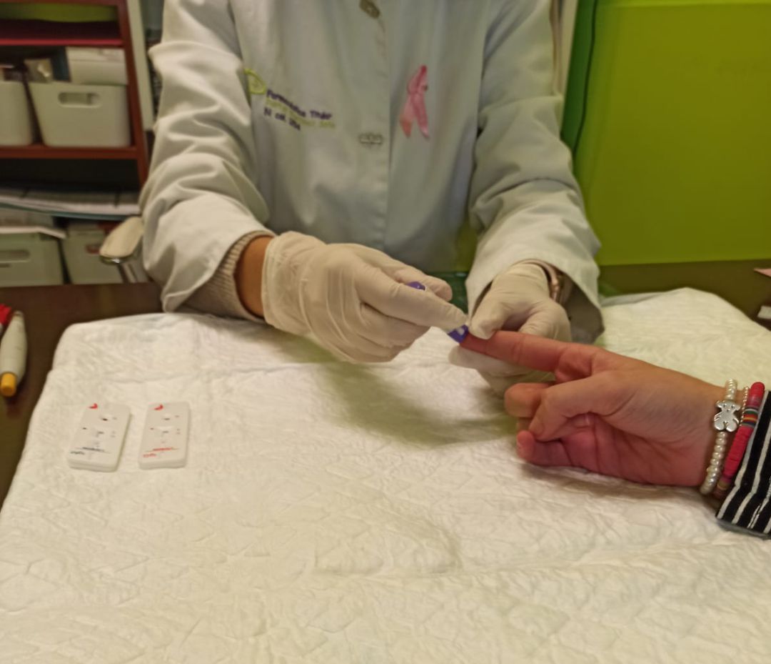 Test de cribado do Covid-19 nunha farmacia Test de cribado do Covid-19 nunha farmacia