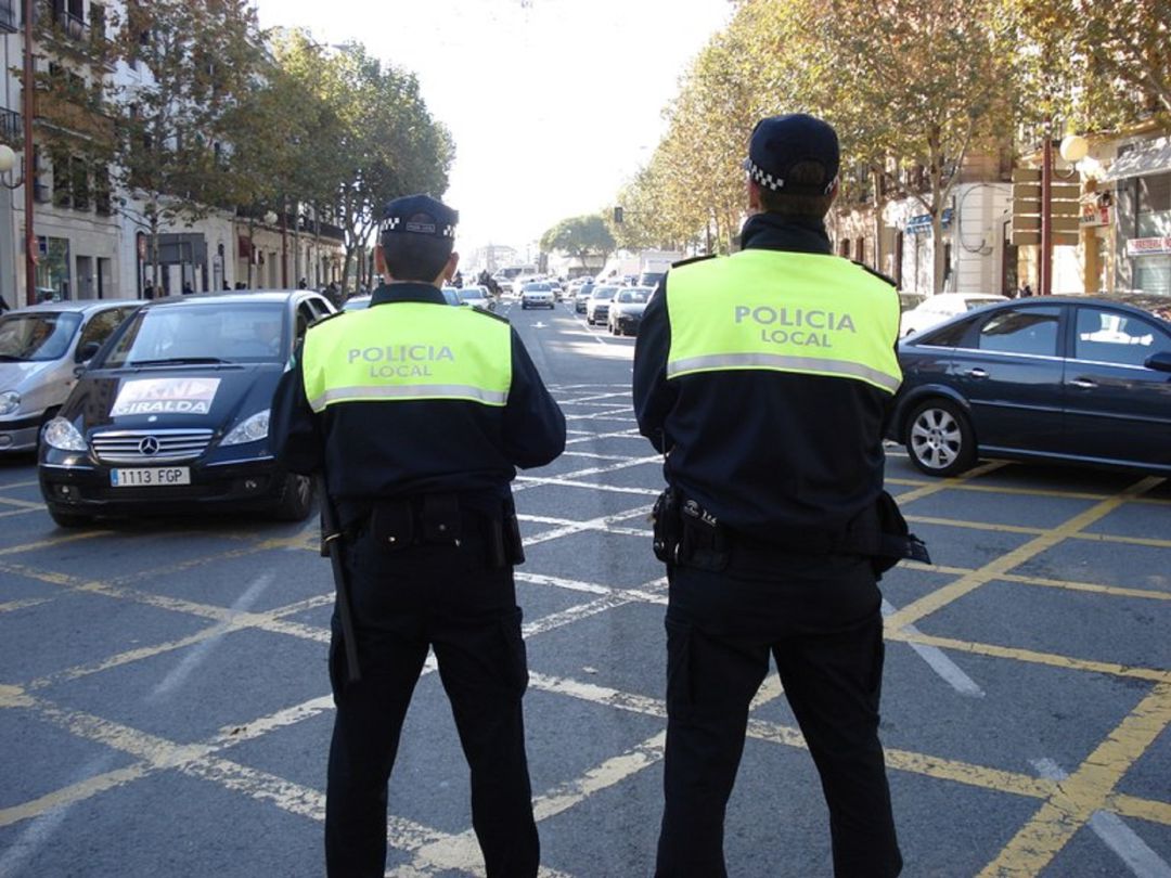 Las medidas de control de acceso al centro no se llevarán a cabo durante el puente de Diciembre. Sólo habrá control en los centros comerciales. Las medidas de control de acceso al centro no se llevarán a cabo durante el puente de Diciembre. Sólo habrá control en los centros comerciales.