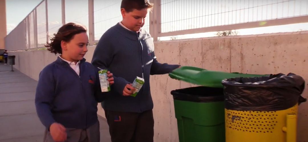 Los alumnos del Nobelis han concienciado sobre la necesidad de reciclar y separar residuos Los alumnos del Nobelis han concienciado sobre la necesidad de reciclar y separar residuos