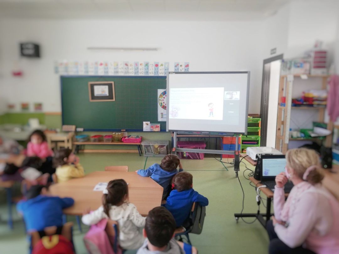Estudiantes del colegio Malala de Mairena del Aljarafe (Sevilla). Estudiantes del colegio Malala de Mairena del Aljarafe (Sevilla).