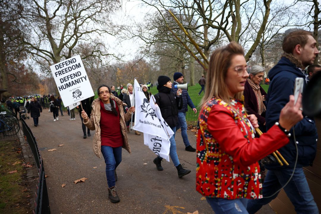 Protestas contra el confinamiento en Londres, el pasado sábado. Protestas contra el confinamiento en Londres, el pasado sábado.