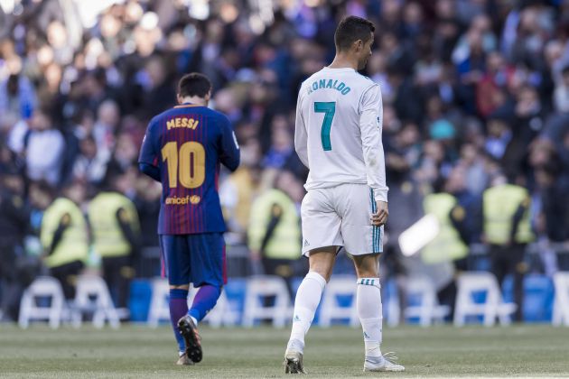 Leo Messi y Cristiano Ronaldo durante un Clásico Leo Messi y Cristiano Ronaldo durante un Clásico