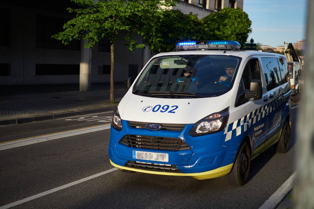 Un coche de la Policía Municipal de Pamplona Un coche de la Policía Municipal de Pamplona