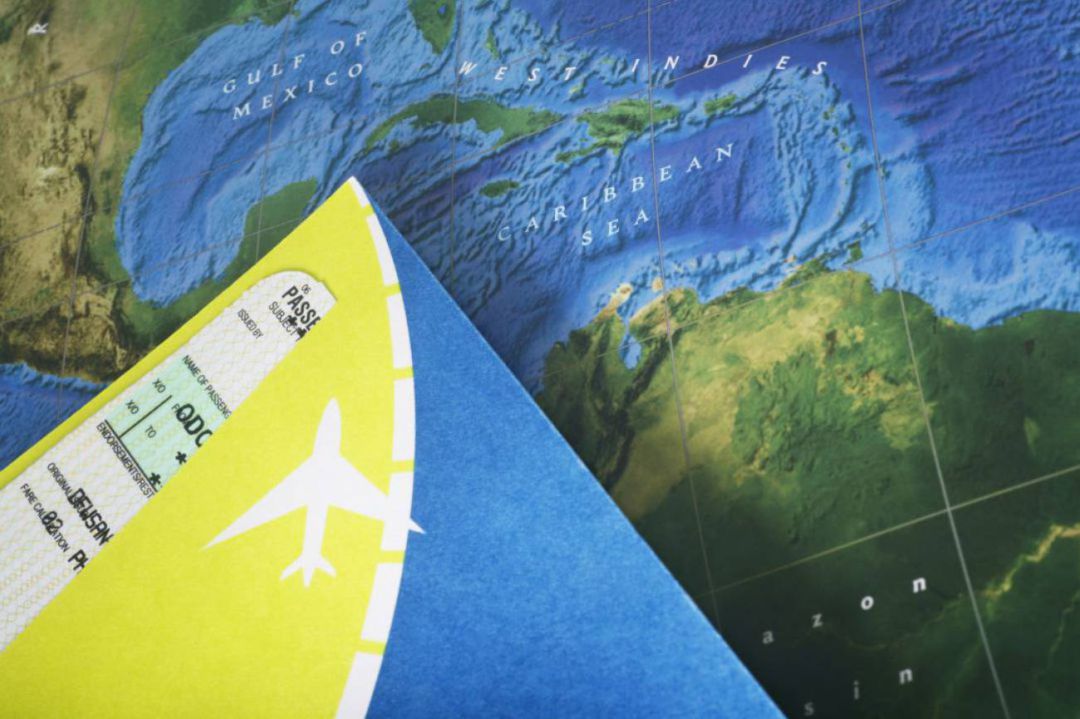Pasaje emitido por una agencia de viajes Pasaje emitido por una agencia de viajes