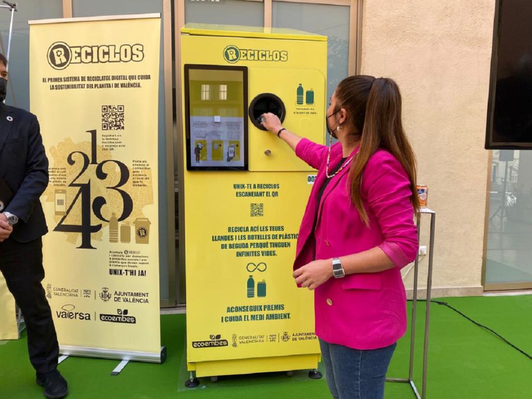 El sistema de devolución y retorno de envases se implementará en 2023 en la Comunitat Valenciana El sistema de devolución y retorno de envases se implementará en 2023 en la Comunitat Valenciana