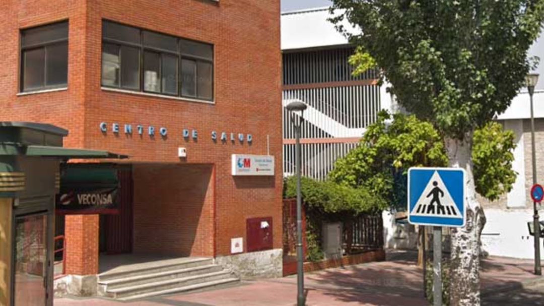 Fachada del Centro de Salud Barcelona de Móstoles Fachada del Centro de Salud Barcelona de Móstoles